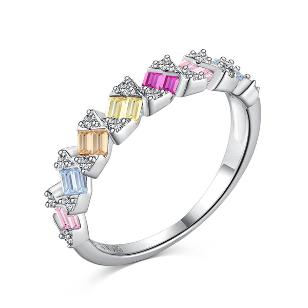 ˇMagic JewelryˇDelicate Vibrant Emerald Cut Daily Ring