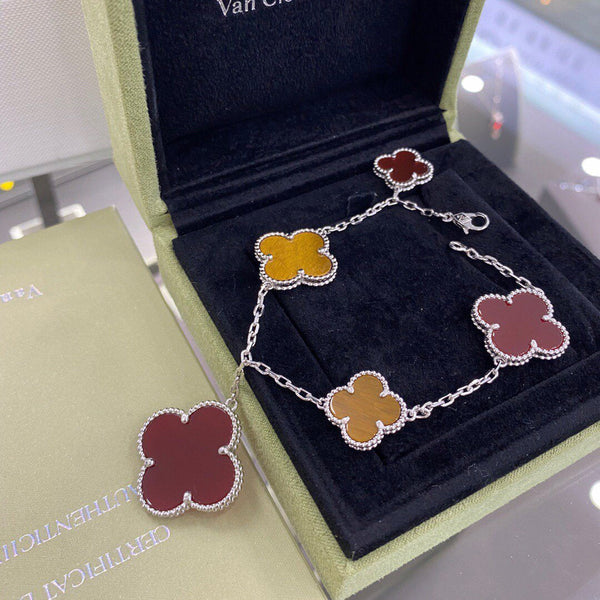 ˇMagic JewelryˇCLOVER 5 MOTIFS CARNELIAN TIGER EYE BRACELET